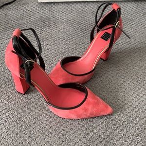 White House black market aurora shoes